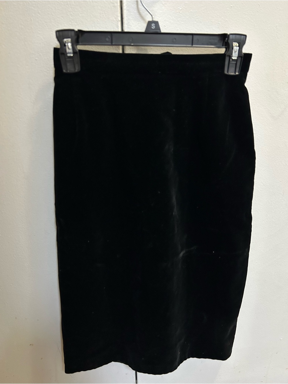 Anne Klein Black Velvet Pencil Skirt